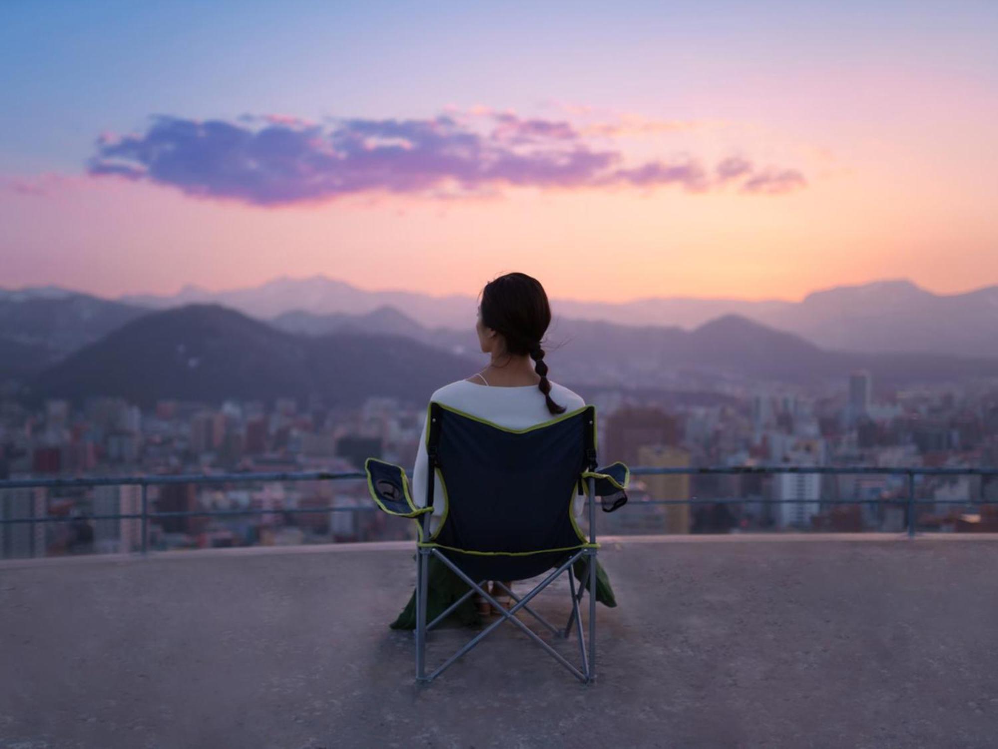 Sapporo Prince Hotel Exteriér fotografie Sunset at the top of Mount Takami